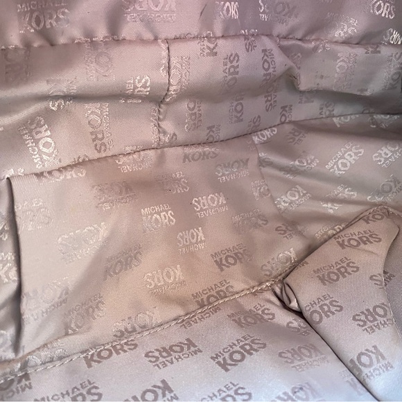 Michael Kors Tan/Caramel Leather Shoulder Bag and Wallet **WILL NOT SEPARATE** - Picture 6 of 15